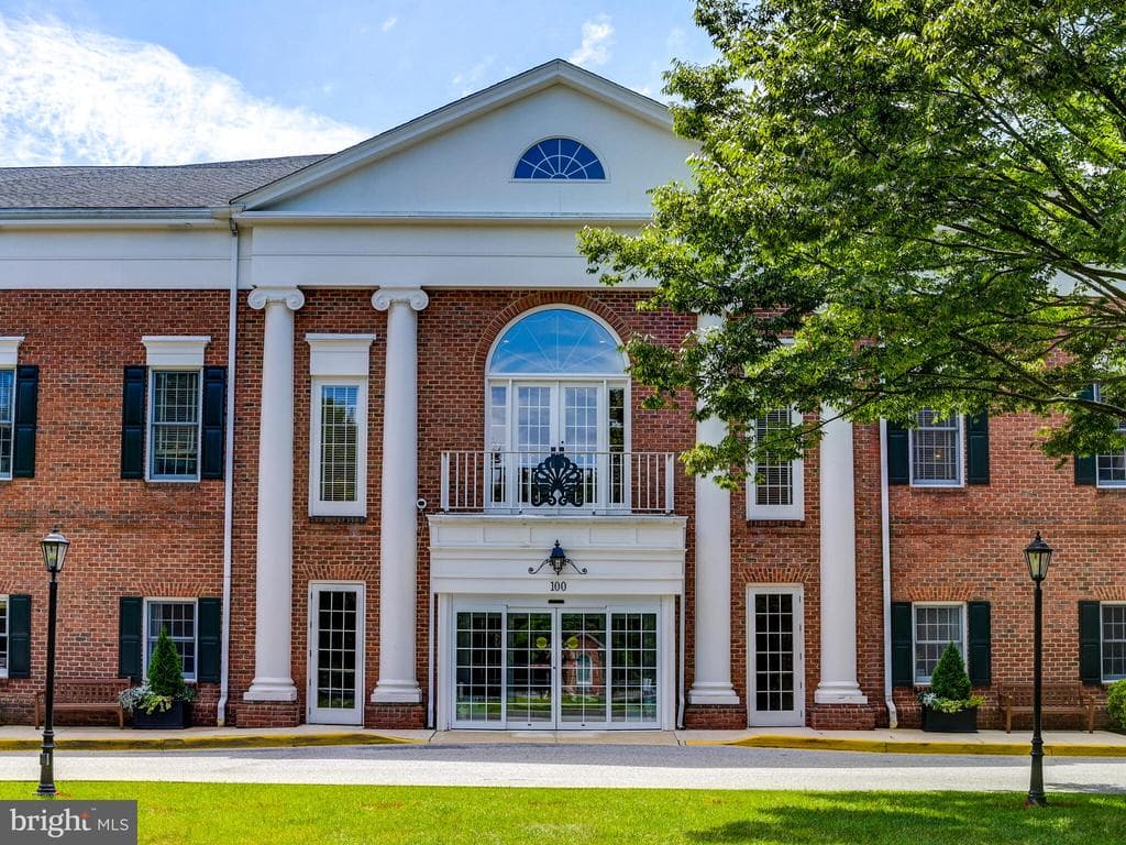 402 BRIGHTWOOD CLUB DR #402,LUTHERVILLE TIMONIUM,MD,21093,BALTIMORE - 299900