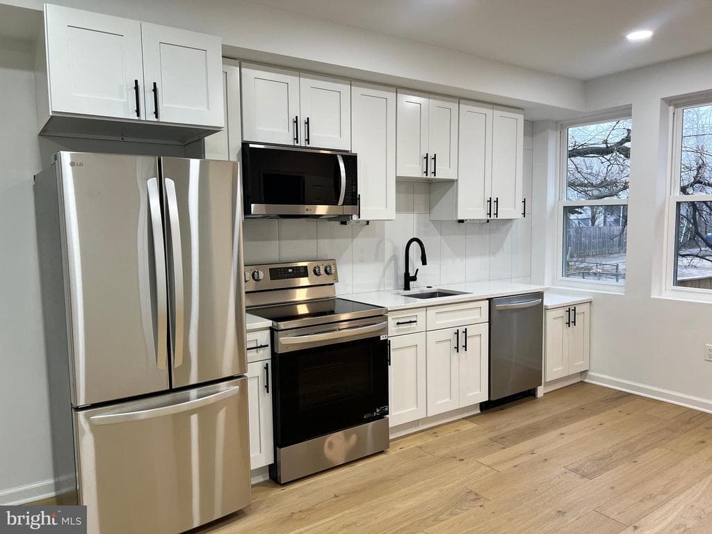 MD,BALTIMORE CITY - 160000