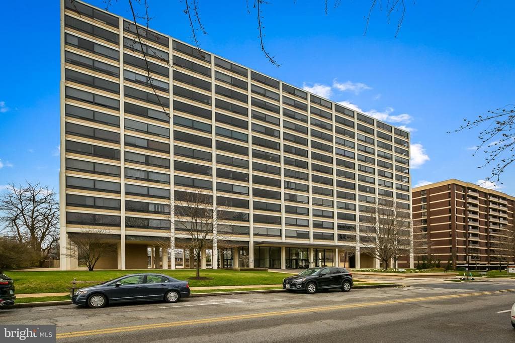 4000 N CHARLES ST #702,BALTIMORE,MD,21218,BALTIMORE CITY - 310000