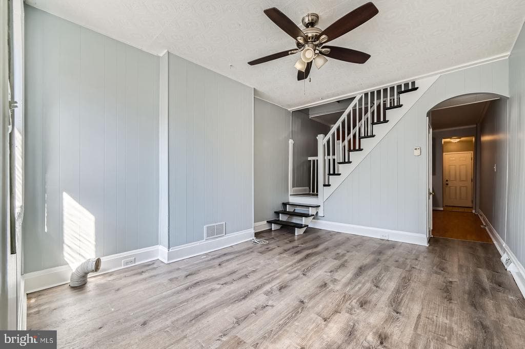 MD,BALTIMORE CITY - 158000