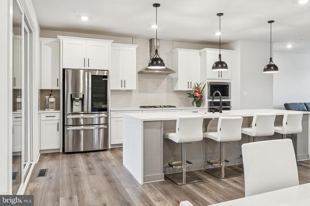 MD,BALTIMORE - 779900