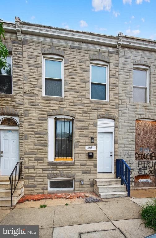 2202 ASHTON ST,BALTIMORE,MD,21223,BALTIMORE CITY - 105000