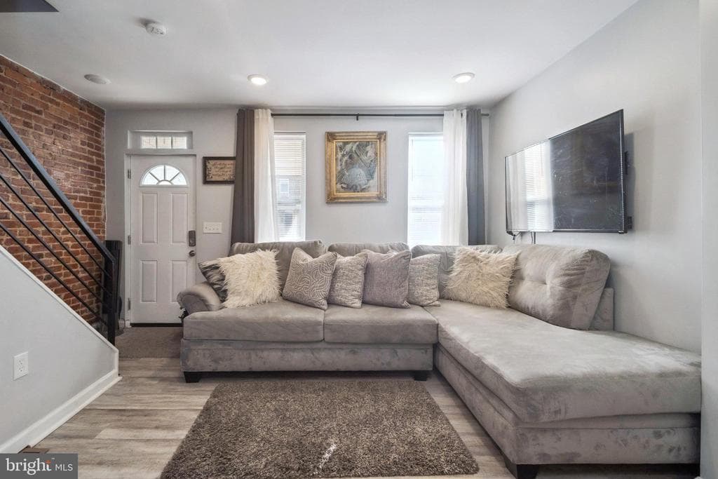 3404 LYNDALE AVE,BALTIMORE,MD,21213,BALTIMORE CITY - 179900