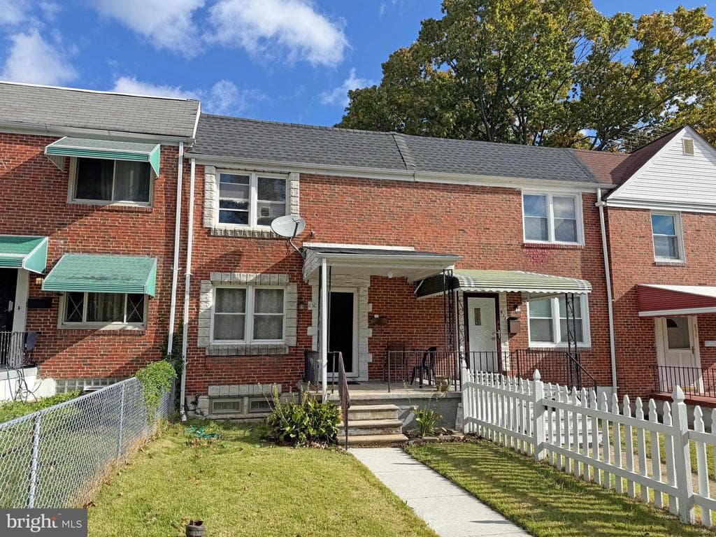830 SAINT DUNSTANS RD,BALTIMORE,MD,21212,BALTIMORE CITY - 155000
