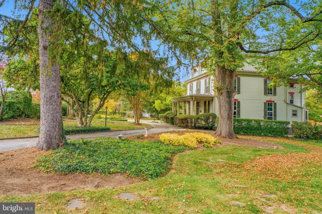 308 Morris Ave, Lutherville Timonium, MD 21093-5326, United States - 820000
