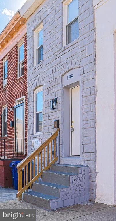 1318 N SPRING ST,BALTIMORE,MD,21213,BALTIMORE CITY - 159900