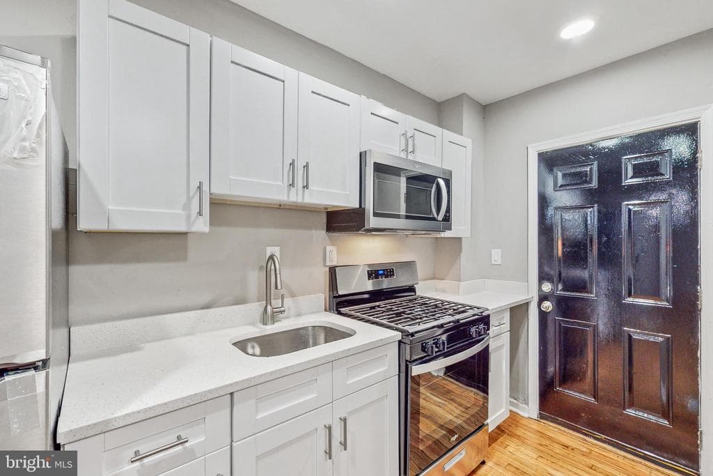 2726 LAURETTA AVE,BALTIMORE,MD,21223,BALTIMORE CITY - 119900