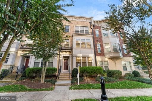 602 OVERLOOK PARK DR, NATIONAL HARBOR, MD, 20745
