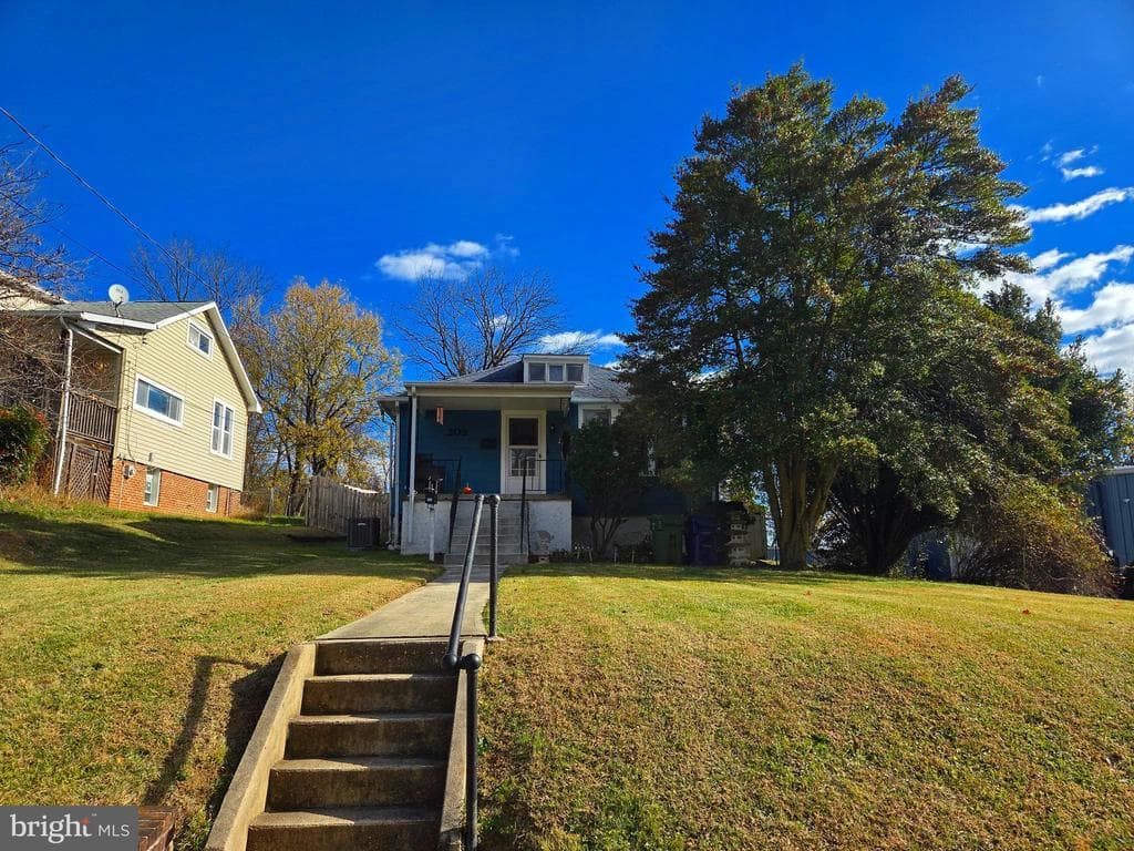 209 S ROCK GLEN RD,BALTIMORE,MD,21229,BALTIMORE CITY - 249999