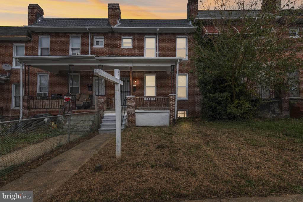 1209 DUKELAND ST,BALTIMORE,MD,21216,BALTIMORE CITY - 130000