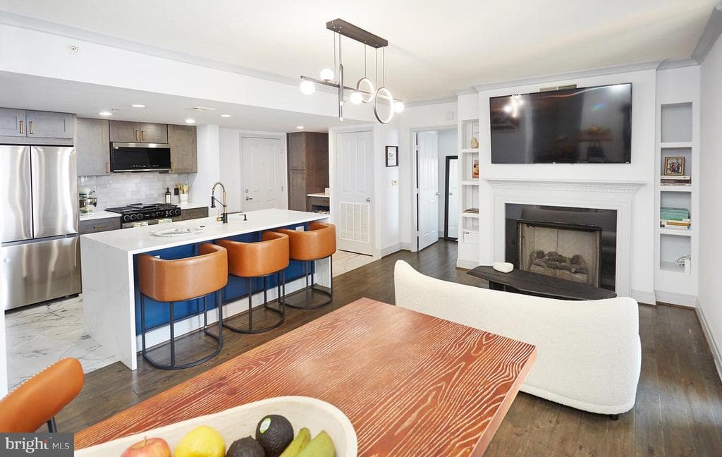 414 WATER ST #2601,BALTIMORE,MD,21202,BALTIMORE CITY - 240000