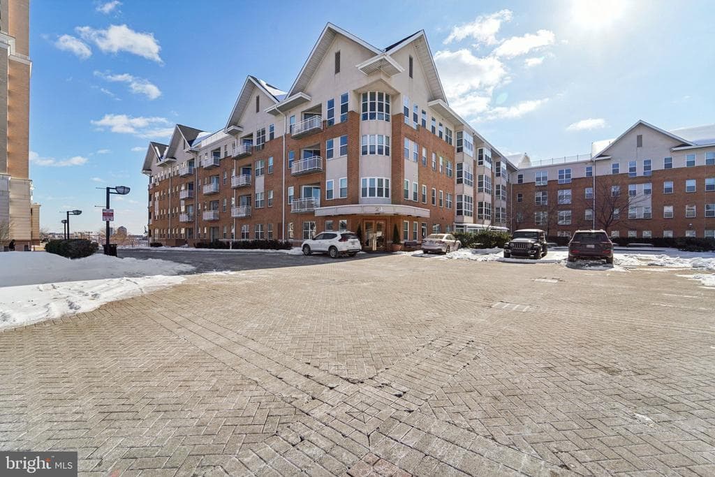 23 PIERSIDE DR #118,BALTIMORE,MD,21230,BALTIMORE CITY - 359000