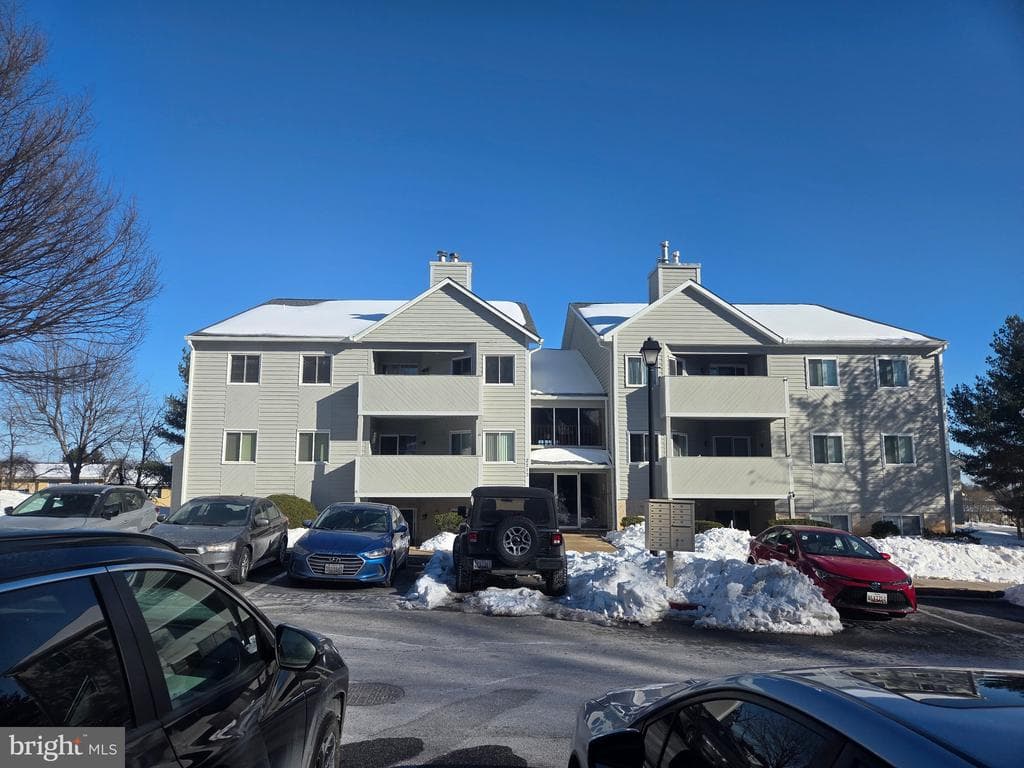 2213 Lowells Glen Rd, Parkville, MD 21234-2349, United States - 200000