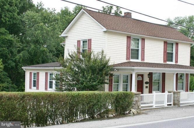 10529 Old Court Rd, Woodstock, MD 21163-1111, United States - 430000