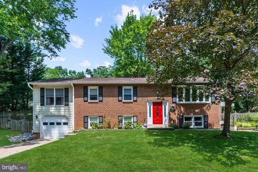 10004 Marguerita Ave, Glenn Dale, MD 20769-9275, United States