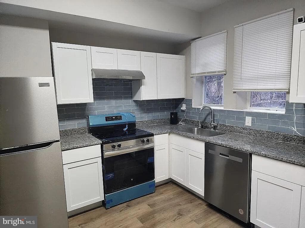 MD,BALTIMORE CITY - 150000