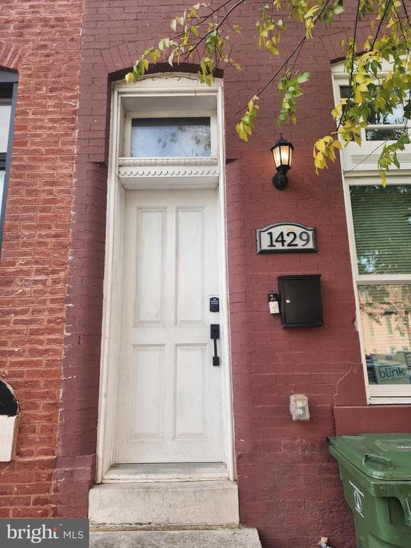 1429 E FEDERAL ST,BALTIMORE,MD,21213,BALTIMORE CITY - 199900