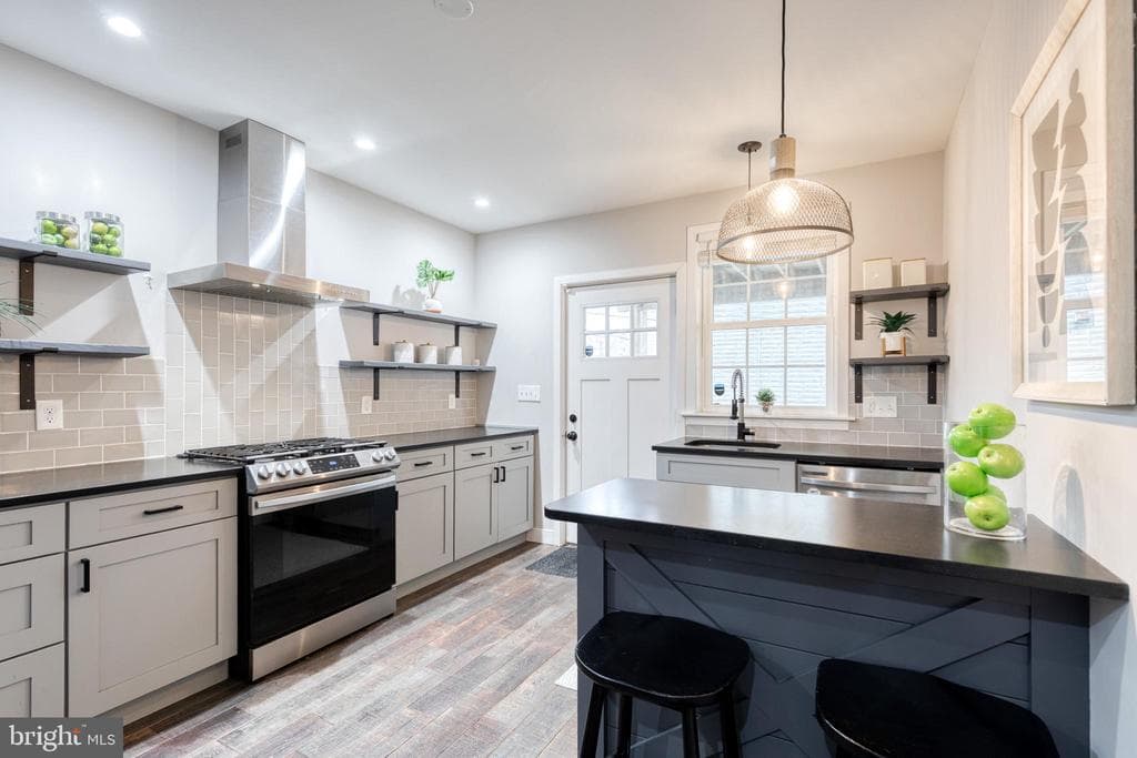 MD,BALTIMORE CITY - 339900