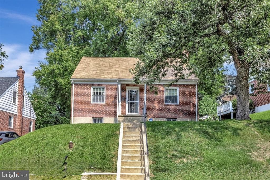 MD,BALTIMORE CITY - 300000