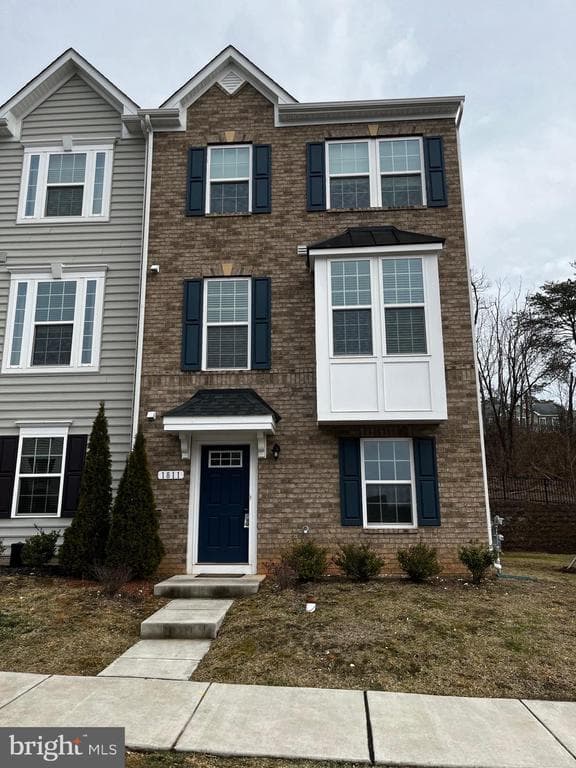 MD,BALTIMORE - 400000