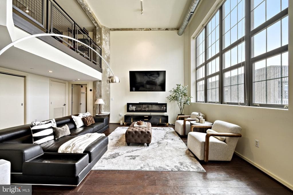 MD,BALTIMORE CITY - 549000