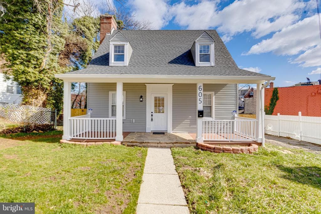 MD,BALTIMORE CITY - 320000