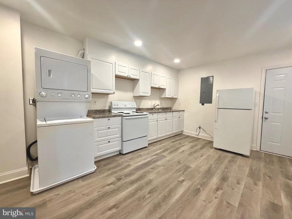 1527 Riggs Ave, Baltimore, MD 21217-2237, United States - 109900