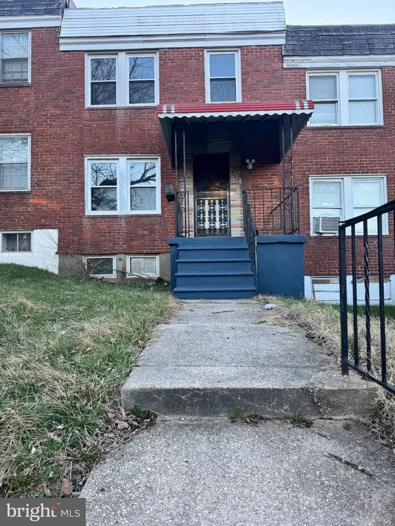 4111 Gladden Ave, Baltimore, MD 21213-2033, United States - 190000