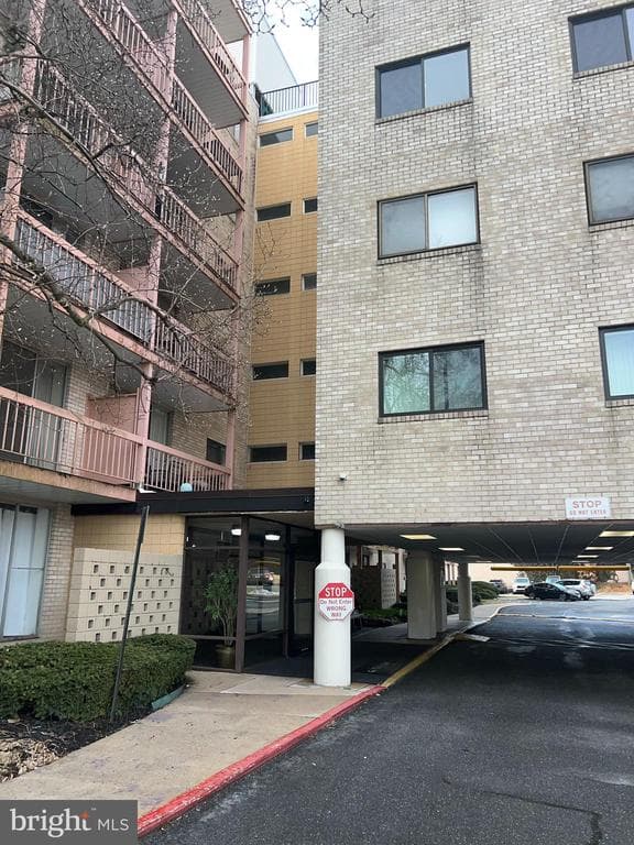 MD,BALTIMORE - 87000