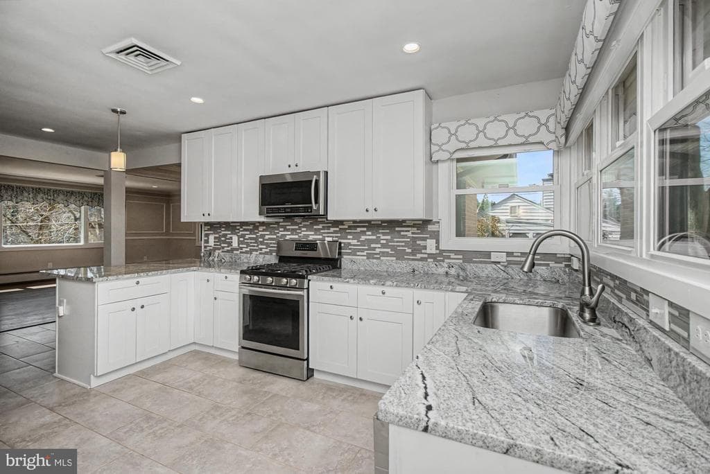 MD,BALTIMORE - 785000