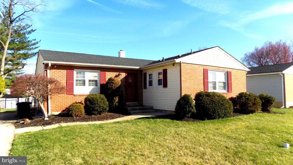 8314 Tinsley Rd, Windsor Mill, MD 21244-2154, United States - 405000