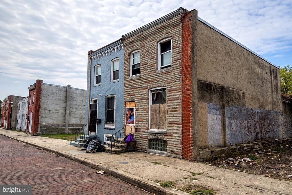 MD,BALTIMORE CITY - 10000