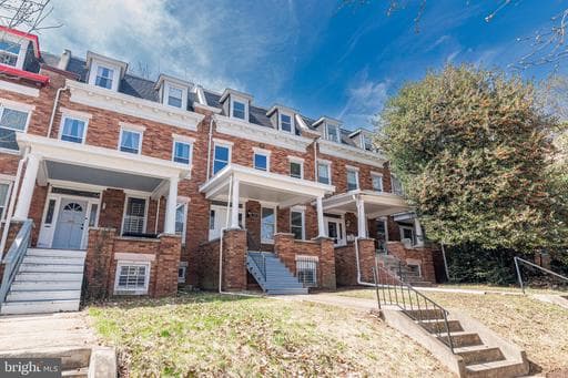 319 E UNIVERSITY PKWY, BALTIMORE, MD, 21218