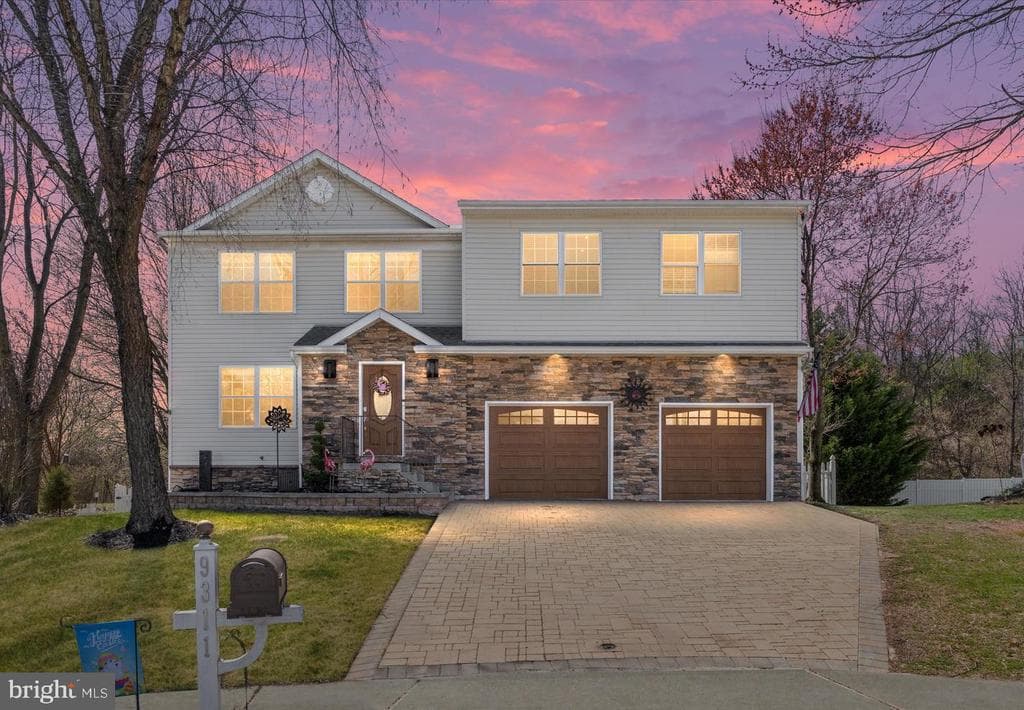 MD,BALTIMORE - 600000