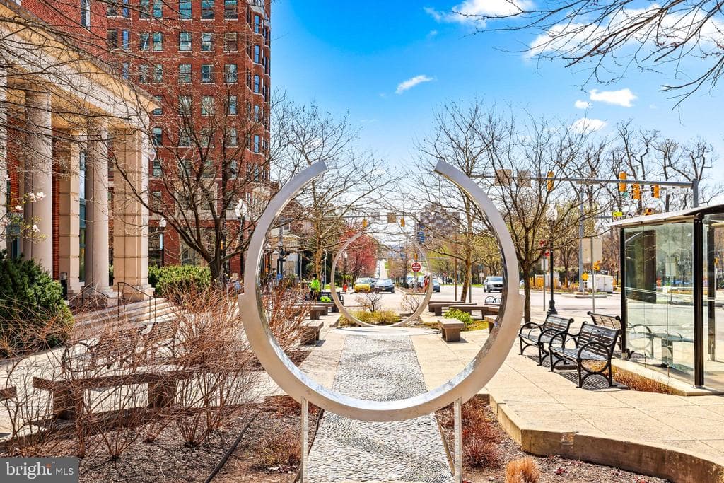 MD,BALTIMORE CITY - 120000