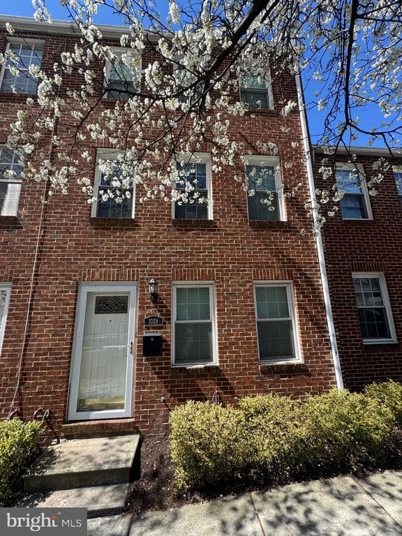 MD,BALTIMORE CITY - 219900