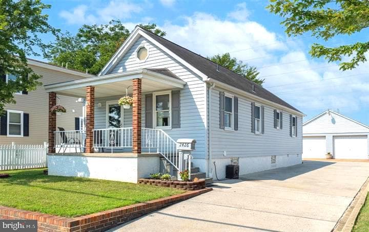 MD,BALTIMORE - 295000