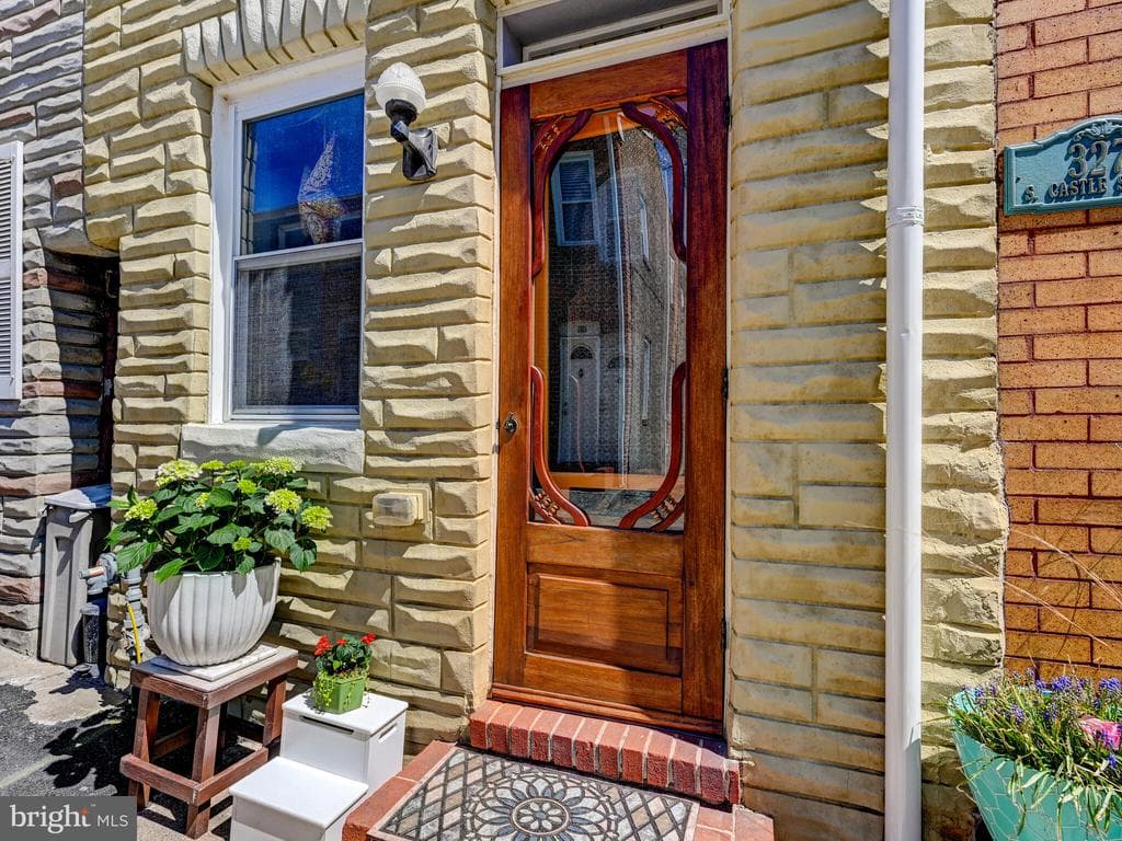 MD,BALTIMORE CITY - 259900