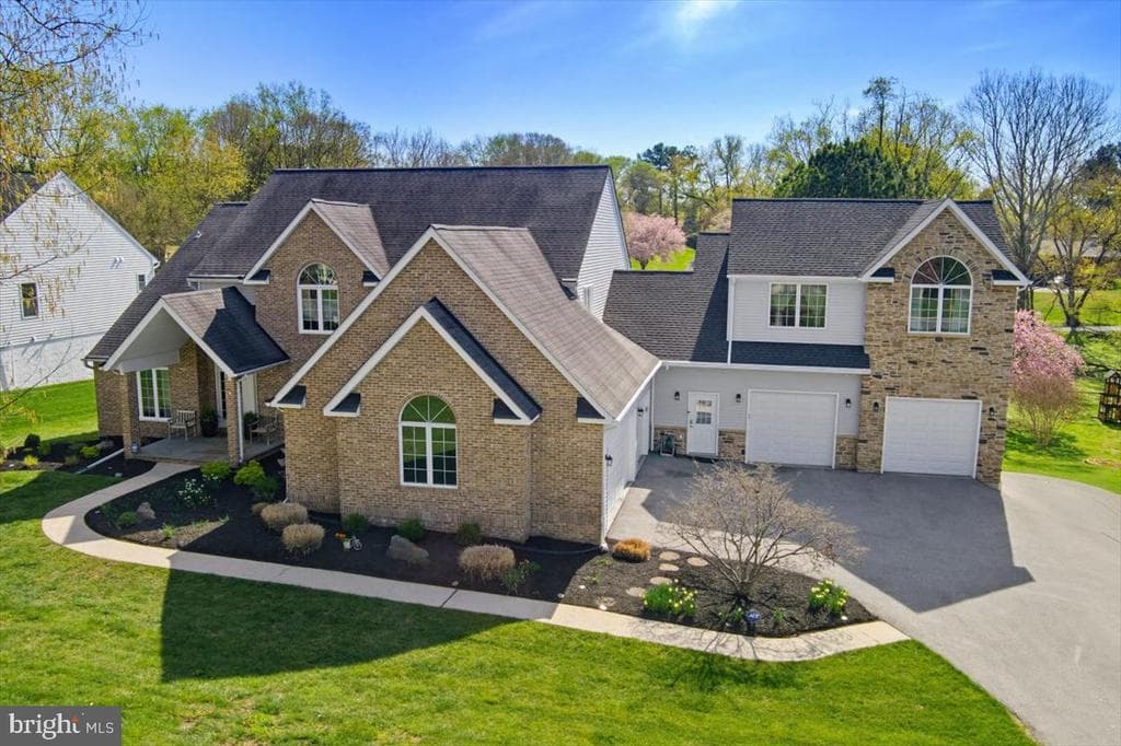 2057 Mount Hebron Dr, Ellicott City, MD 21042-1851, United States - 1850000