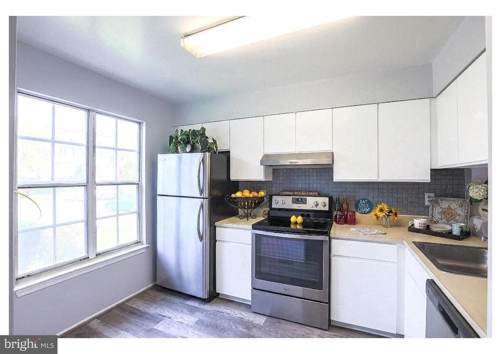 MD,BALTIMORE - 235000