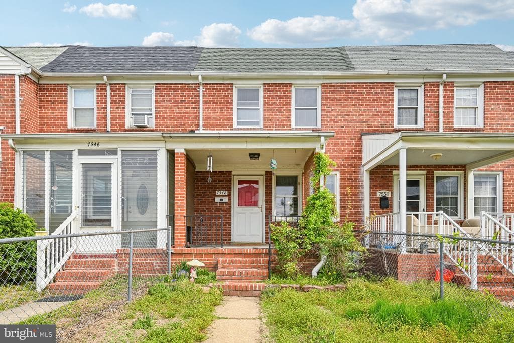 MD,BALTIMORE - 210000