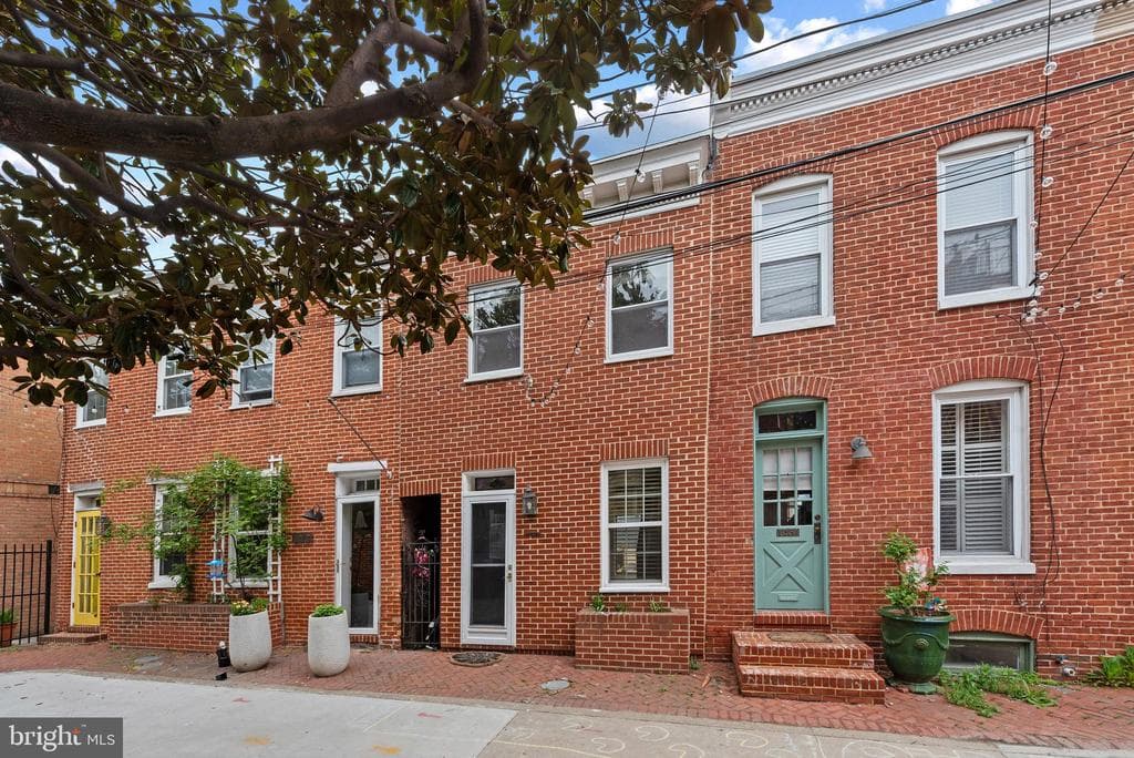 MD,BALTIMORE CITY - 231900
