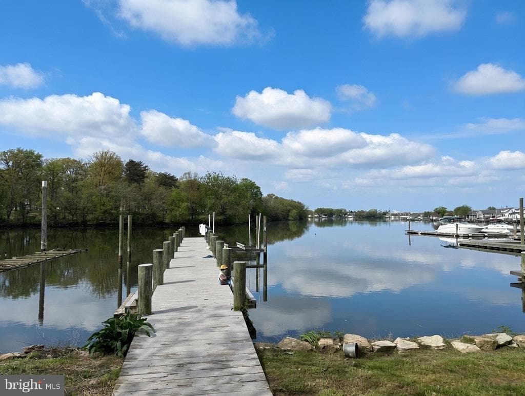 MD,BALTIMORE - 550000