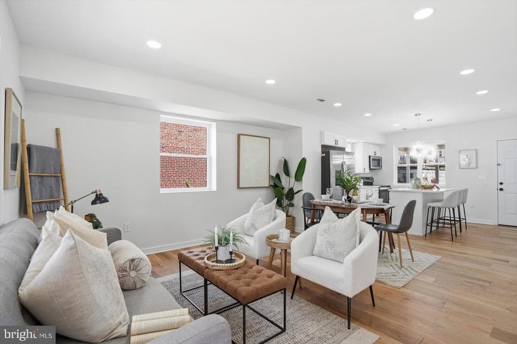 MD,BALTIMORE CITY - 239900