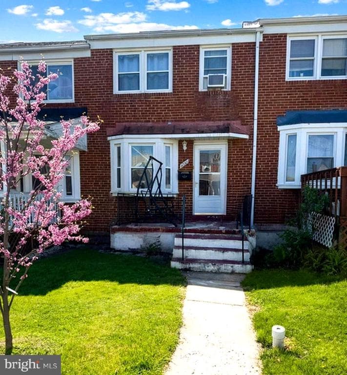 MD,BALTIMORE - 180000