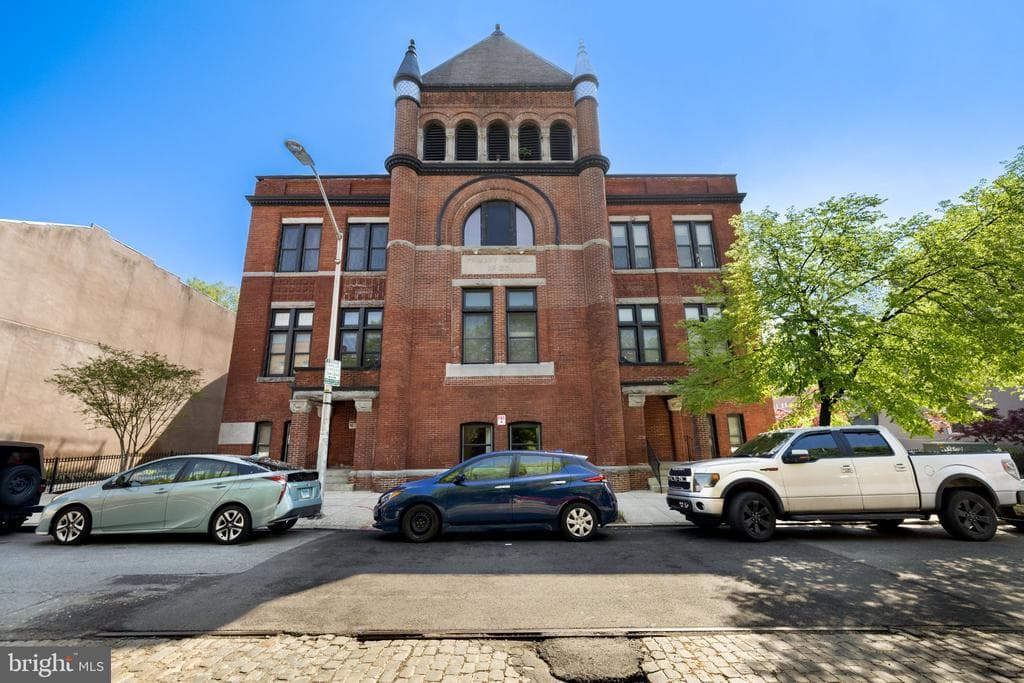 511 S Bond St, Baltimore, MD 21231-2806, United States - 140000