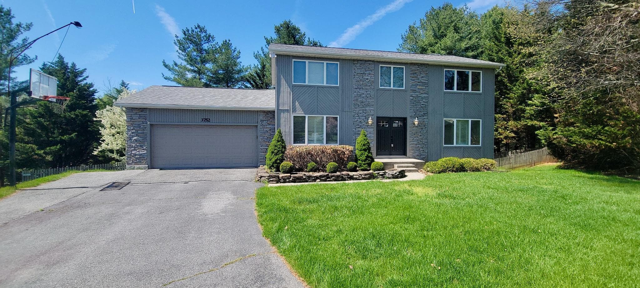 3752 Spring Lake Ln, Owings Mills, MD 21117-1432, United States - 564900
