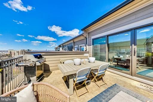 509 Triggerfish Dr, National Harbor, MD 20745-1247, United States