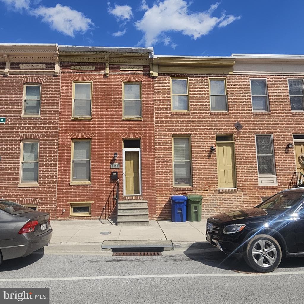 MD,BALTIMORE CITY - 180000