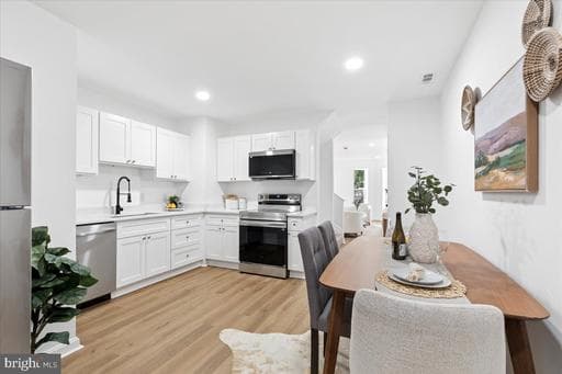 822 E NORTH AVE, BALTIMORE, MD, 21202